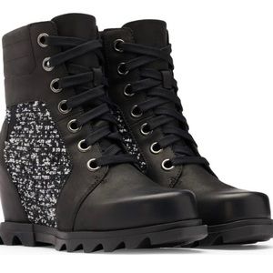 Sorel Joan Of Arctic Waterproof Wedge III Lexie Lace-Up Bootie
